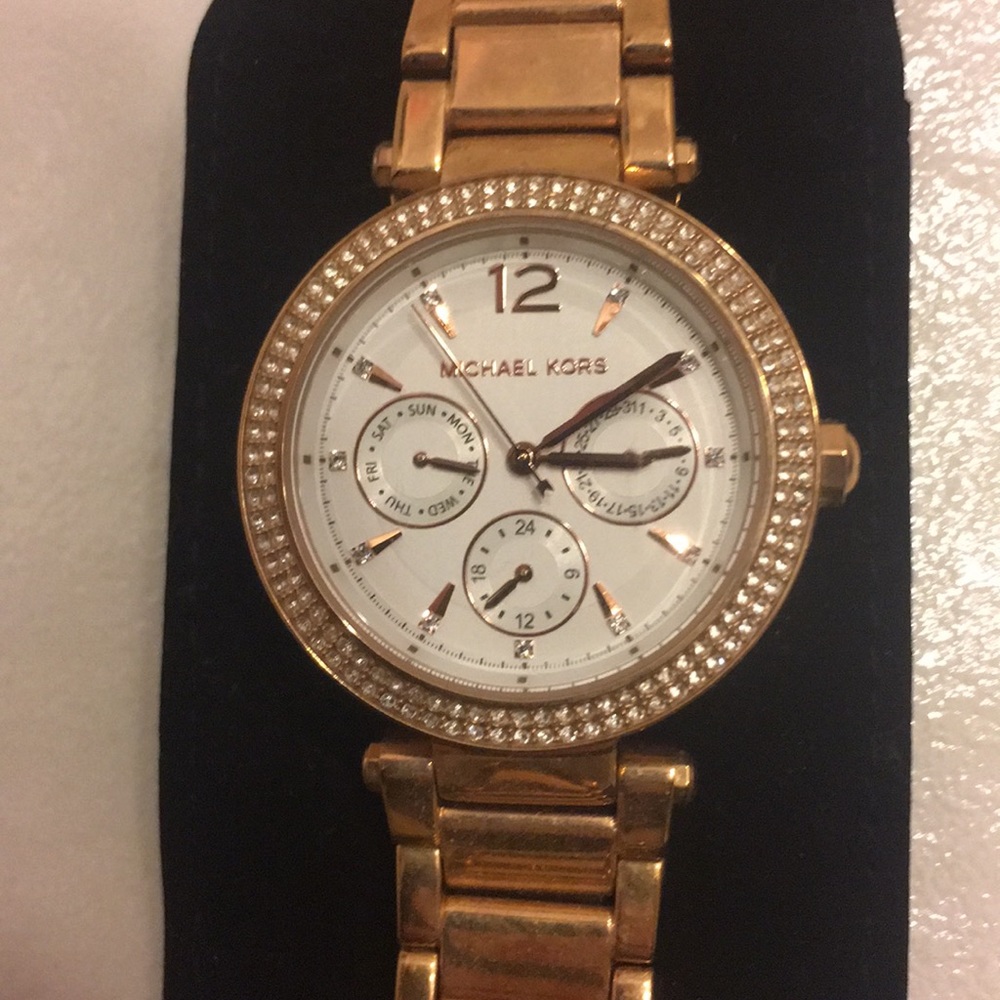 Michael Kors watch - Picture 2 of 2